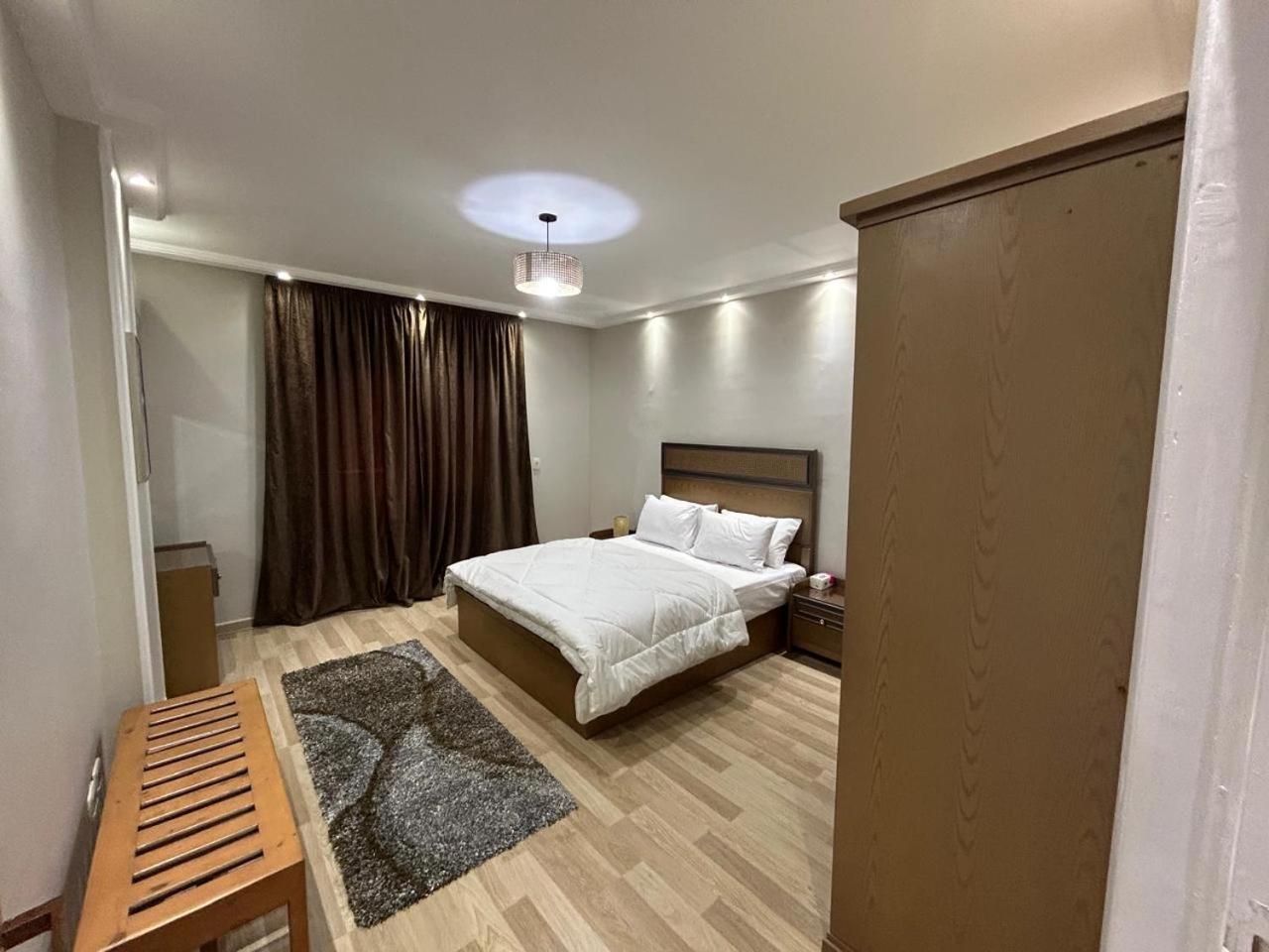 Skyline Luxury Suites 5 Mins From Cairo Airport Exterior photo