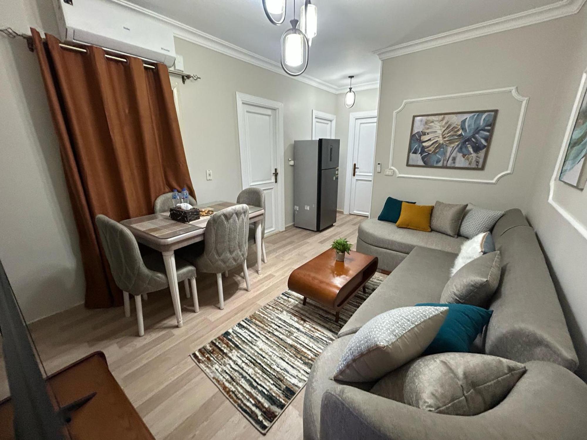 Skyline Luxury Suites 5 Mins From Cairo Airport Exterior photo